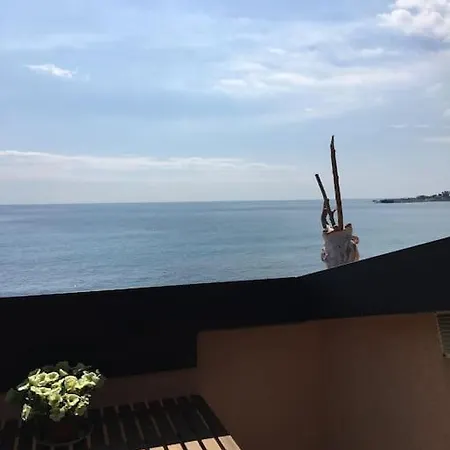 Casa Bomboniera Holiday home Giardini Naxos